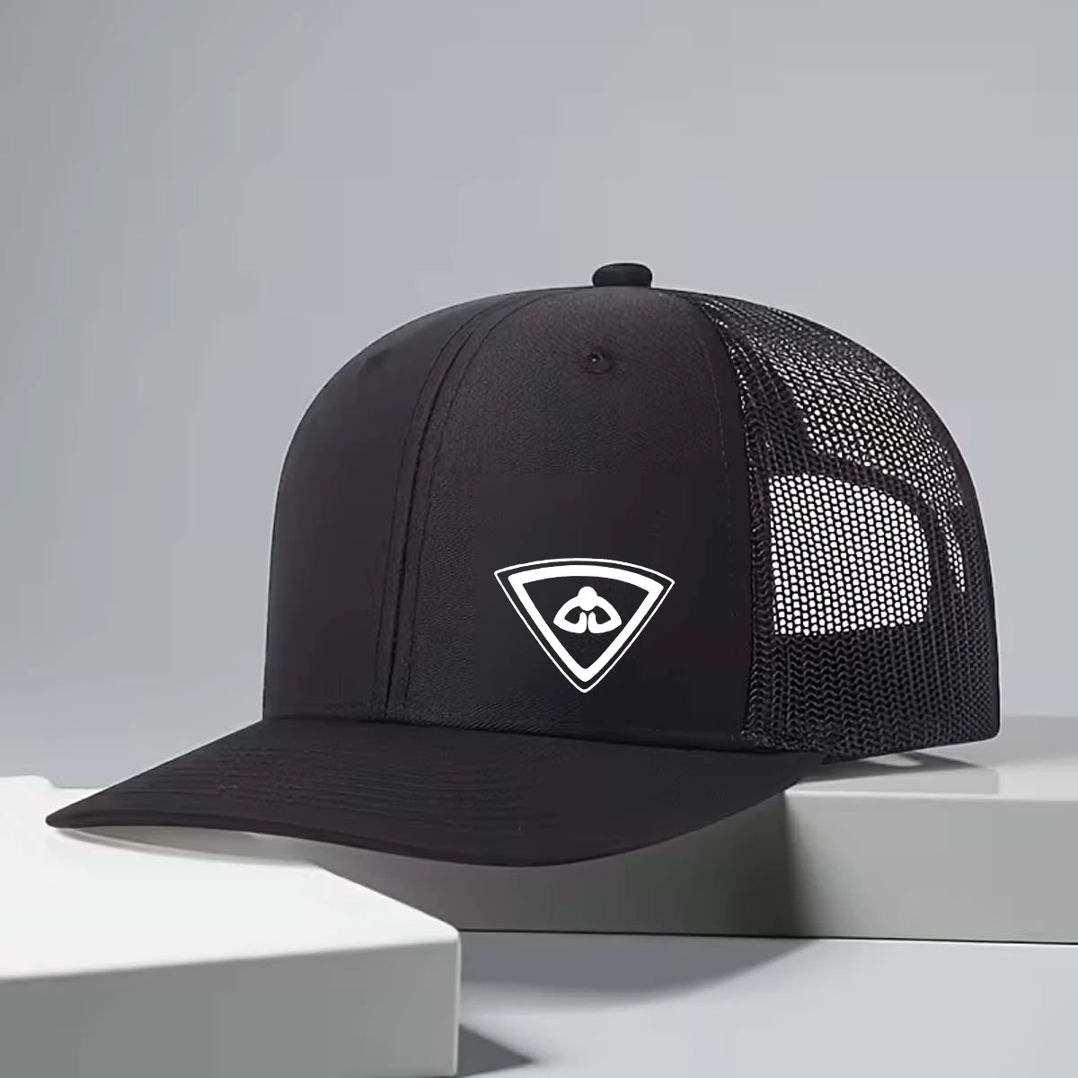 1PC Fashionable Truck Driver Hat, Prominent Logo Details, Adjustable Snap for Perfect Fit - Suitable for Daily Wear